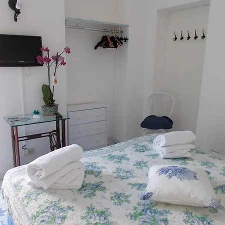 فندق مبيت وإفطار Il Merlo 3*