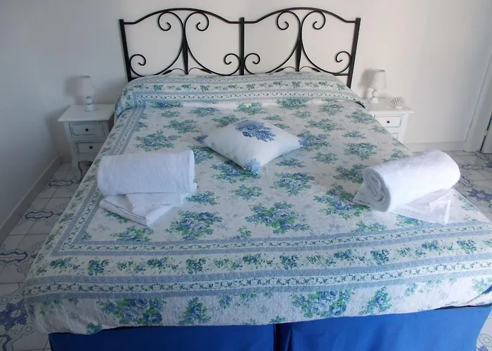 Oda ve Kahvaltı Il Merlo Anacapri (Isola di Capri)